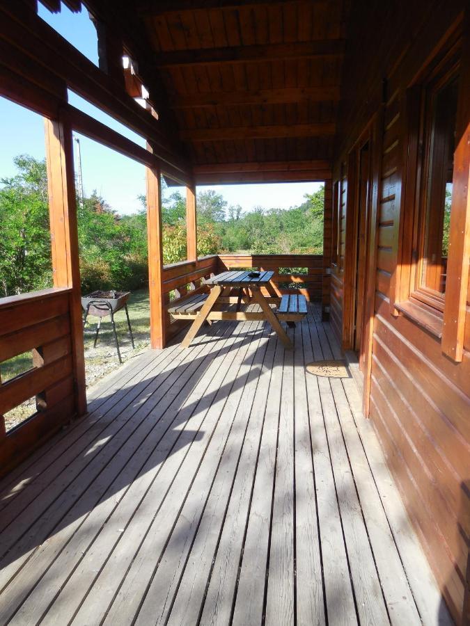 Le Chalet Bois De Celio Coux Exteriör bild